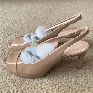 Brand New Kelly & Katie Platform Sandal